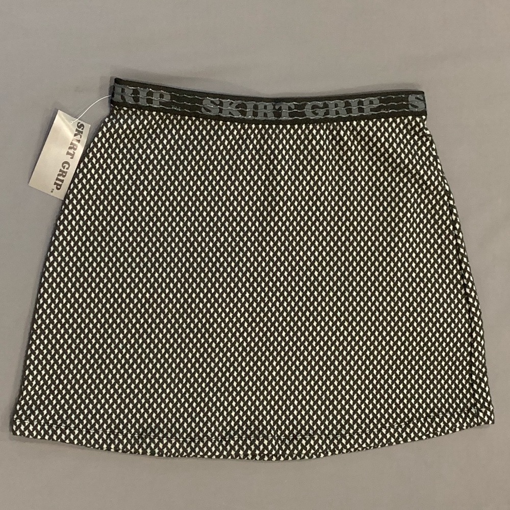Skirt Grip - The Knit Skirt - grey and black